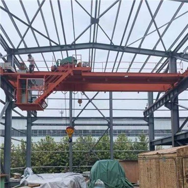 Cần cẩu treo hai chùm cách nhiệt 100 tấn