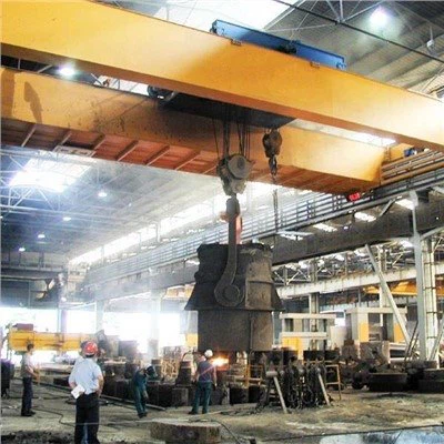 Cầu trục dầm đôi điện luyện kim 100 tấn