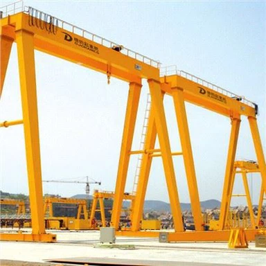 Cần trục giàn đôi 15 tấn với xe nâng