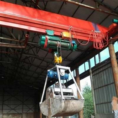 Cần cẩu trên không lớn nhất