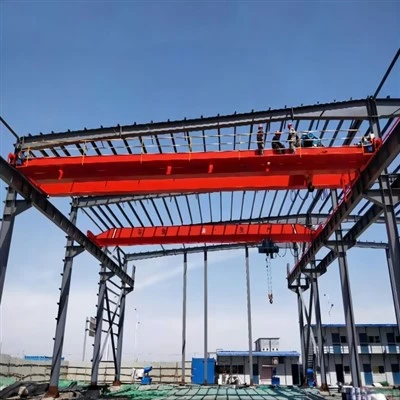 Cần trục nâng phụ trợ